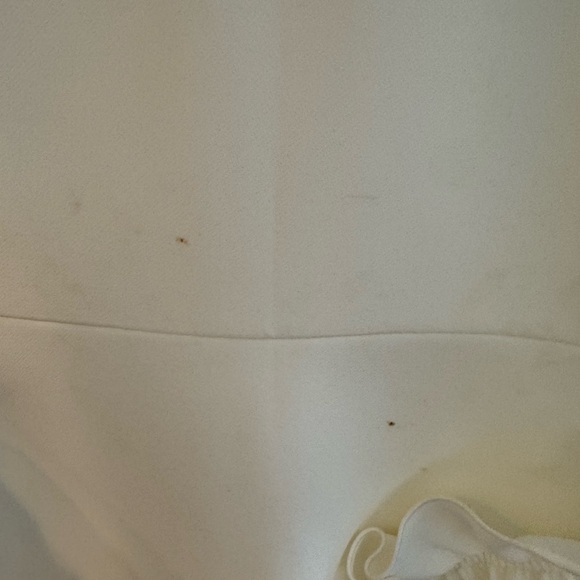 Anna Cate White Dress - Picture 4 of 5